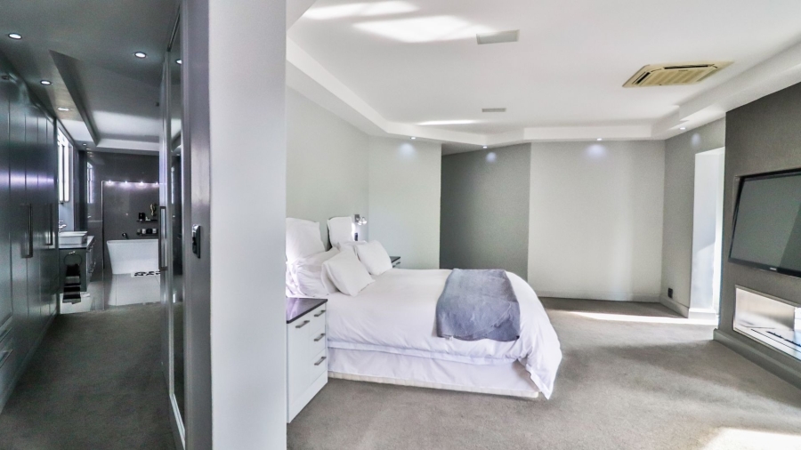 4 Bedroom Property for Sale in Nahoon Valley Park Eastern Cape